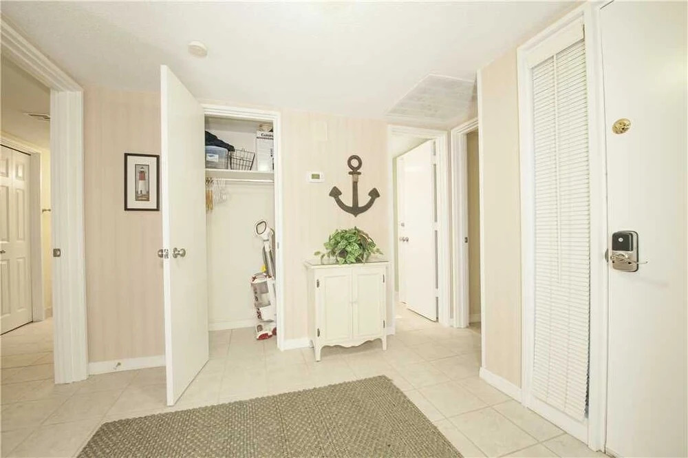Plantation Club 527 - Two Bedroom Condo