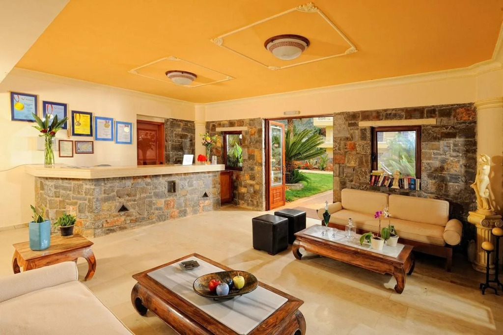 Socrates Hotel & Villas Malia Beach