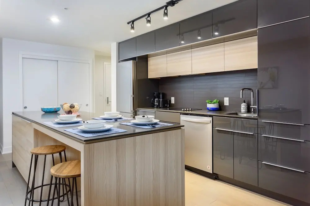 Gorgeous 1BR Sleeps 4 in Griffintown