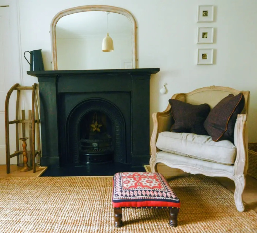 398 Avondale Place Apartment