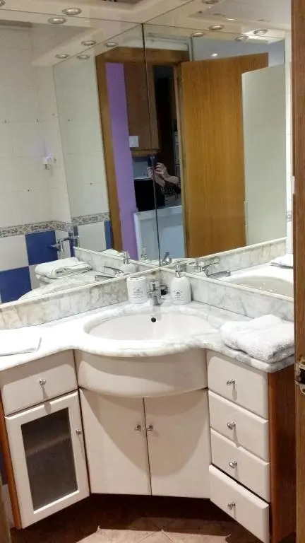 2 bedrooms appartement with city view and wifi at Tarragona 1 km away from the beach
