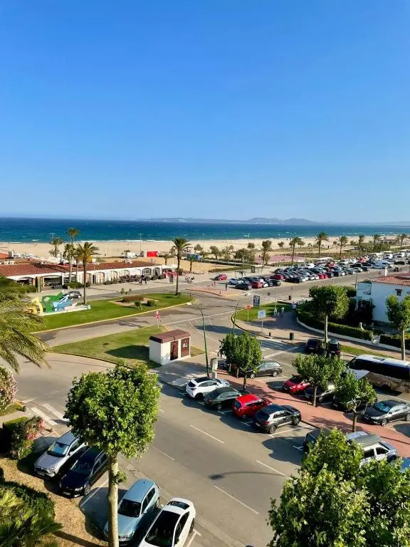 Bahia2-5-501 à la 100 m de la plage d’empuriabrava