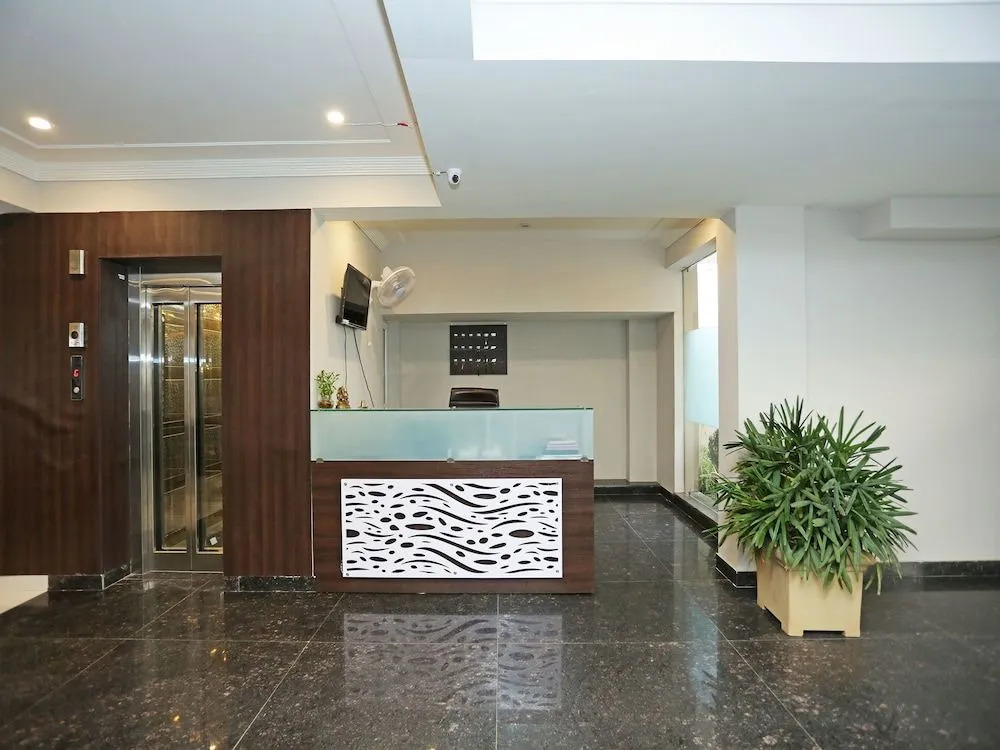 Townhouse Akshay Hotel