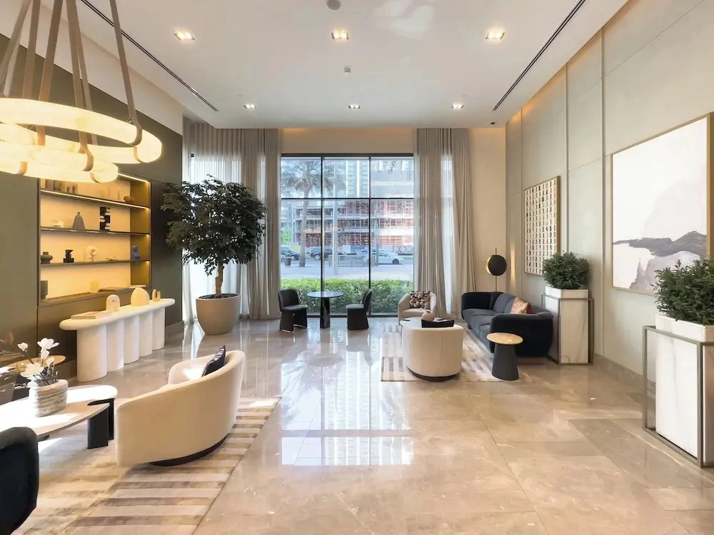 Delujo Stays   Burj Crown Collection