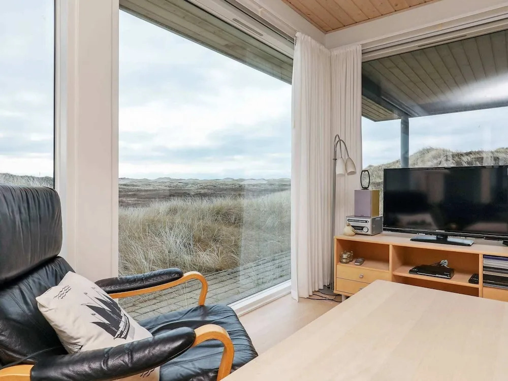 10 Person Holiday Home in Hvide Sande