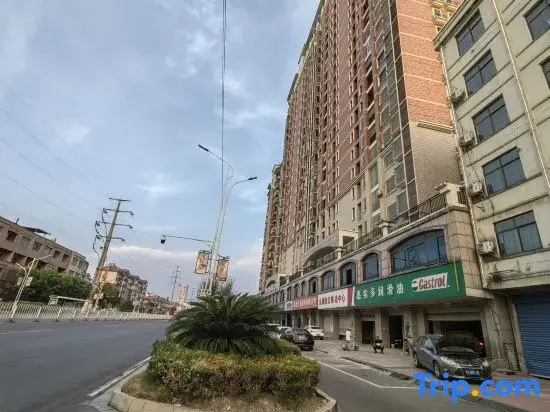 Yugan Roman Hotel