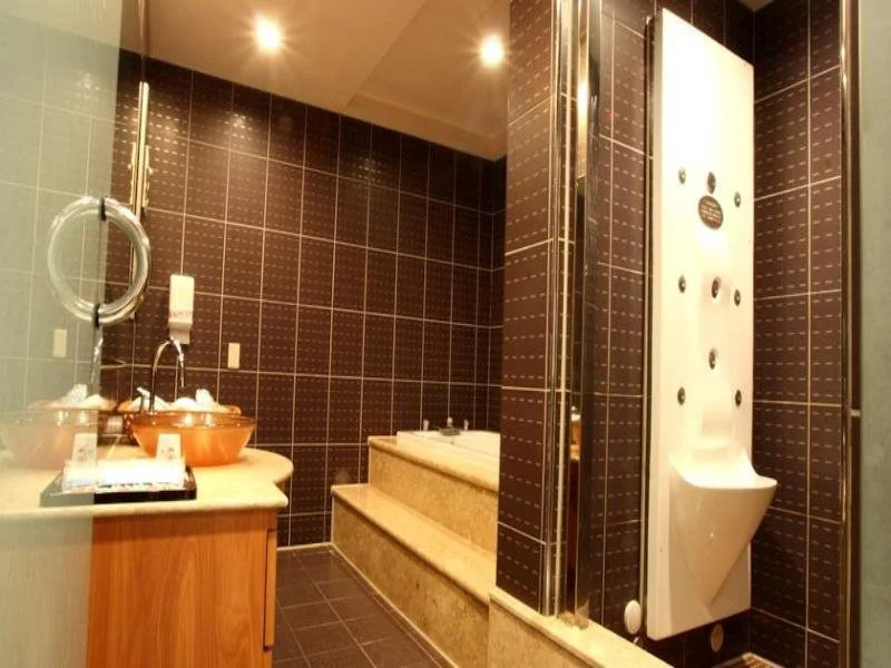 Matsuni Motel
