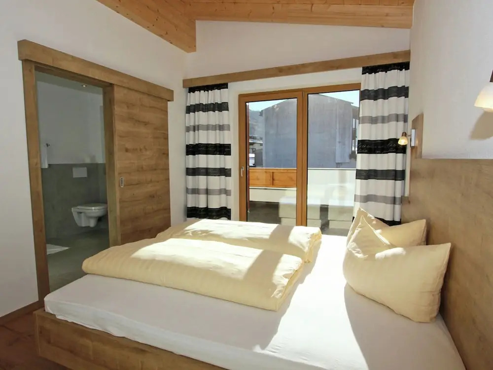 Relaxing Apartment for Families in Umhausen Near City Centre