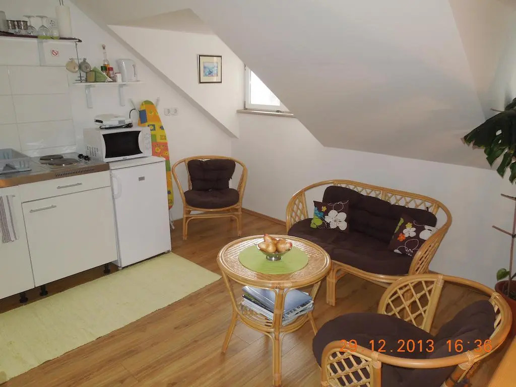 Nest Apartment