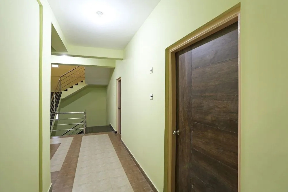 OYO 11343 Hotel Sai International