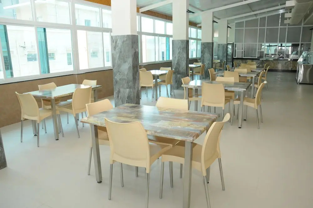 Sreeparthi Hotel