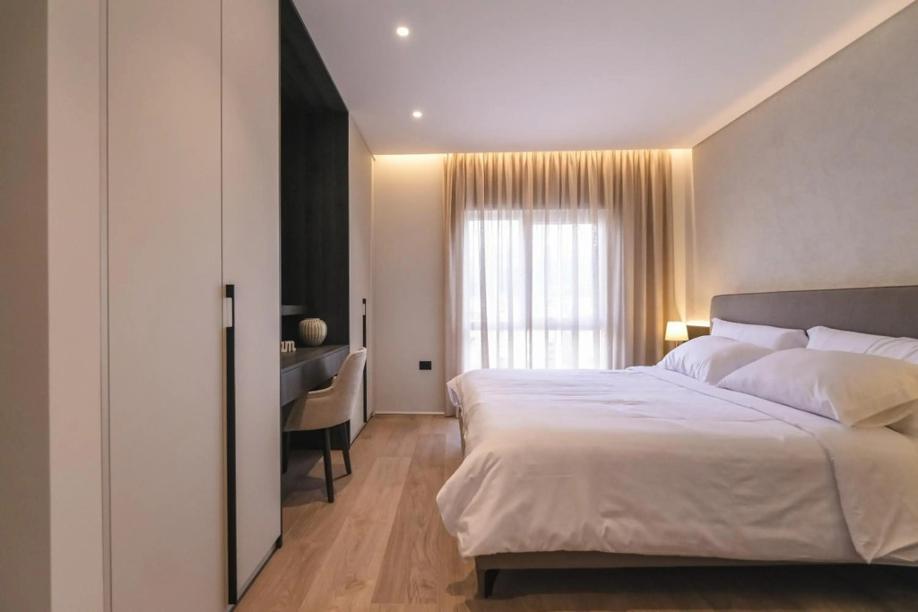 Two Steps Apartments 1