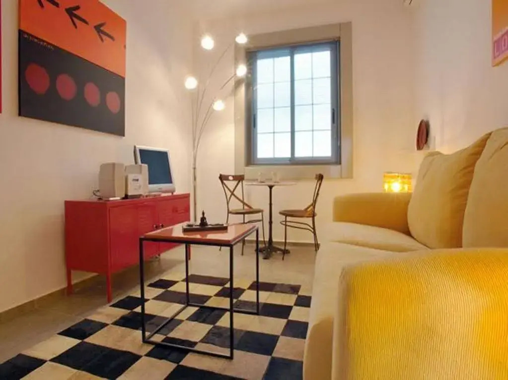 Friendly Rentals Santa Ana