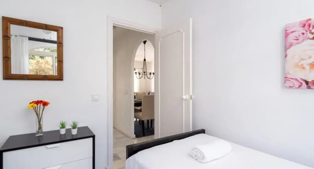 Apartment - 2 Bedrooms with Pool and WiFi - 107875