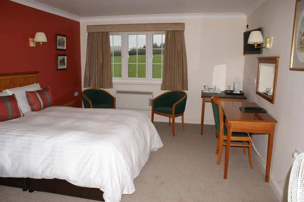 New Forest Lodge