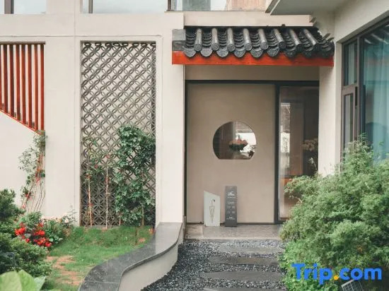 Zhujiajian Seawater Blue · SeaBlue Seaview Garden Villa
