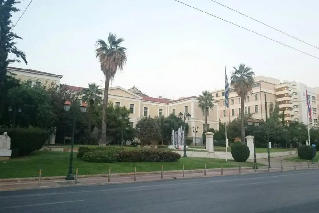 Modern apartment in Athens center
