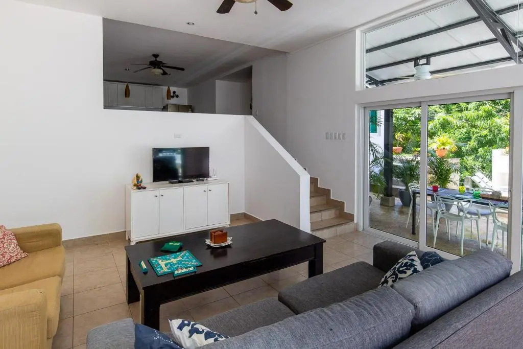 Casa Esmeralda - Family Friendly 3 Bedroom Home with Private Pool