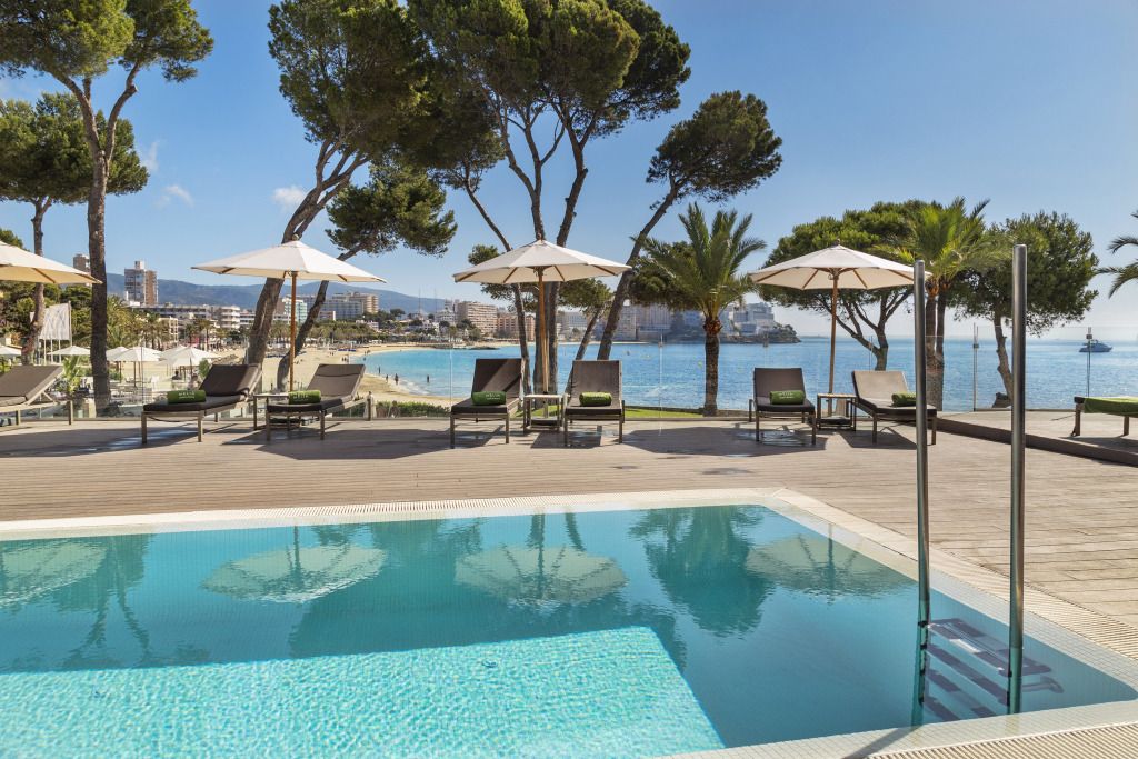 Отель Melia Calviá Beach