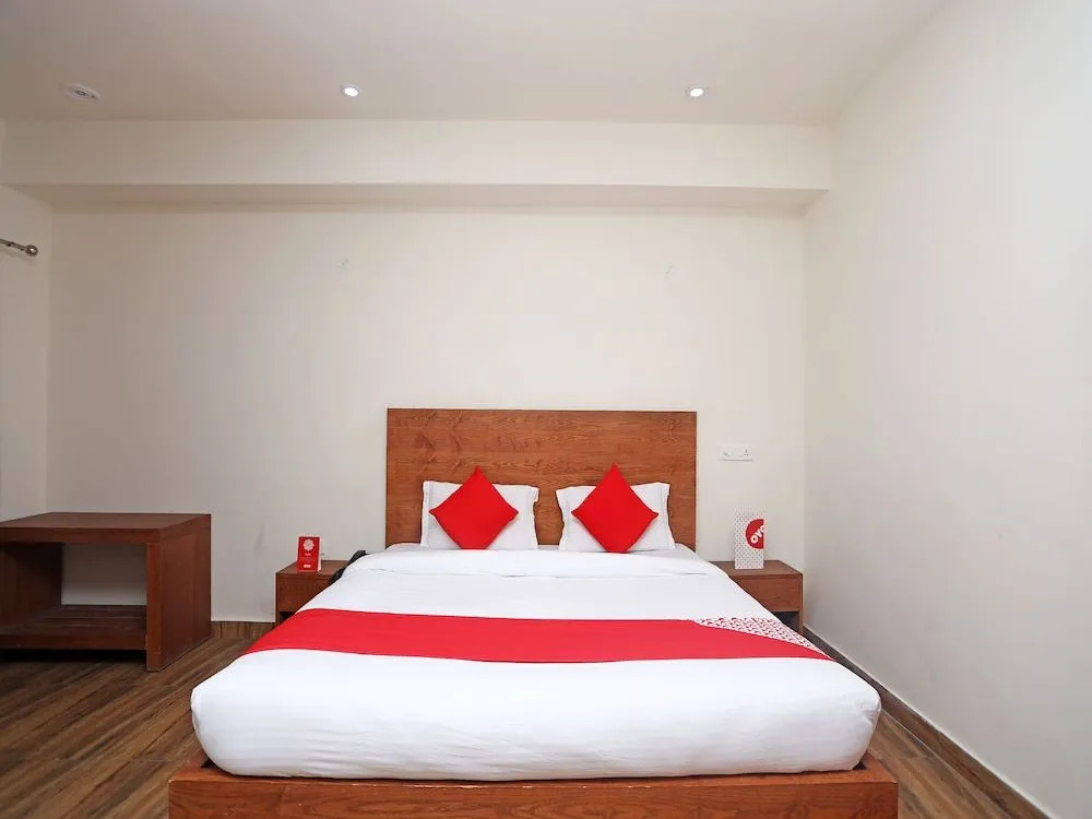 Oyo 18347 Hotel Mountain Inn