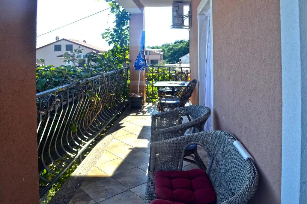 Apartment Akaju