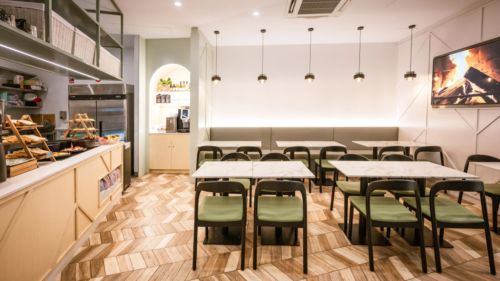 Holiday Inn & Suites Sydney Bondi Junction by IHG