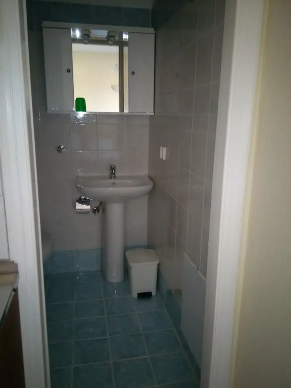 Aragorn Studios & Apartments