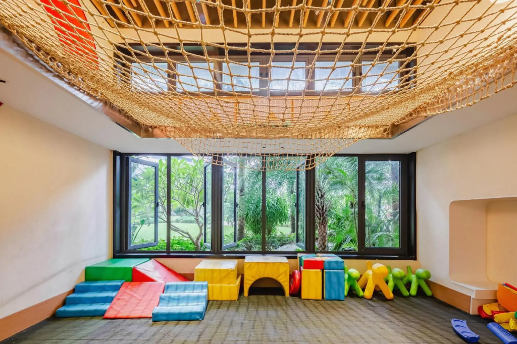 the Royal Bay Z Hotel