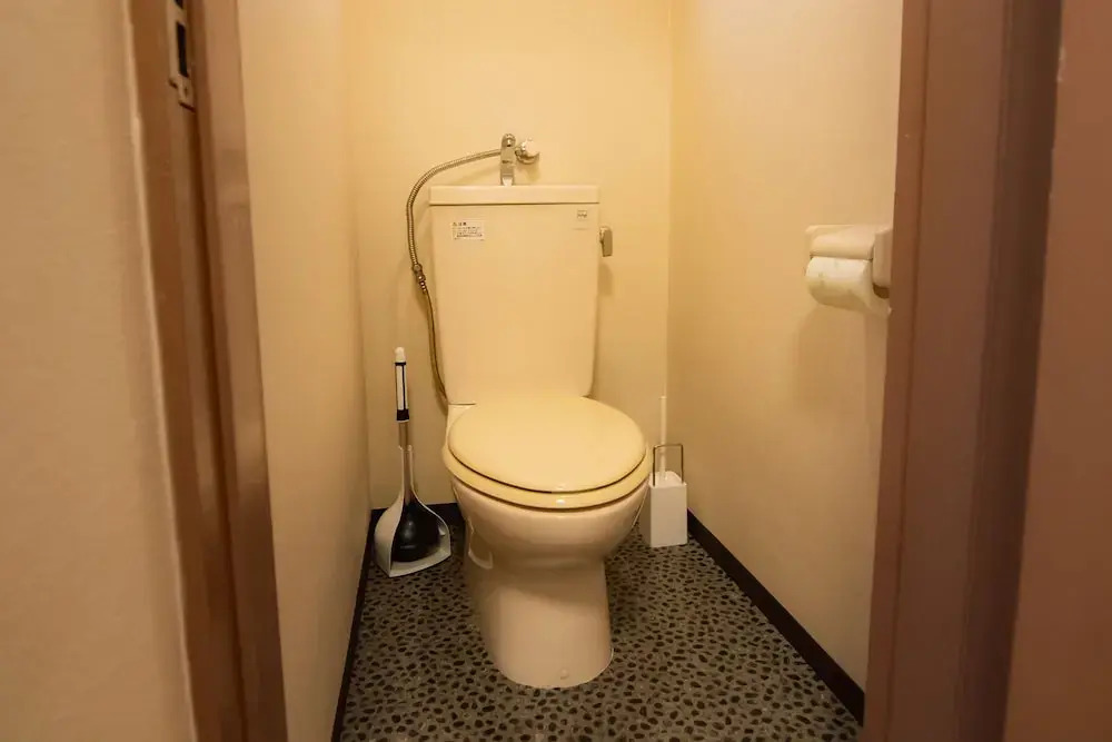 Yoyogi Apartment 2-401