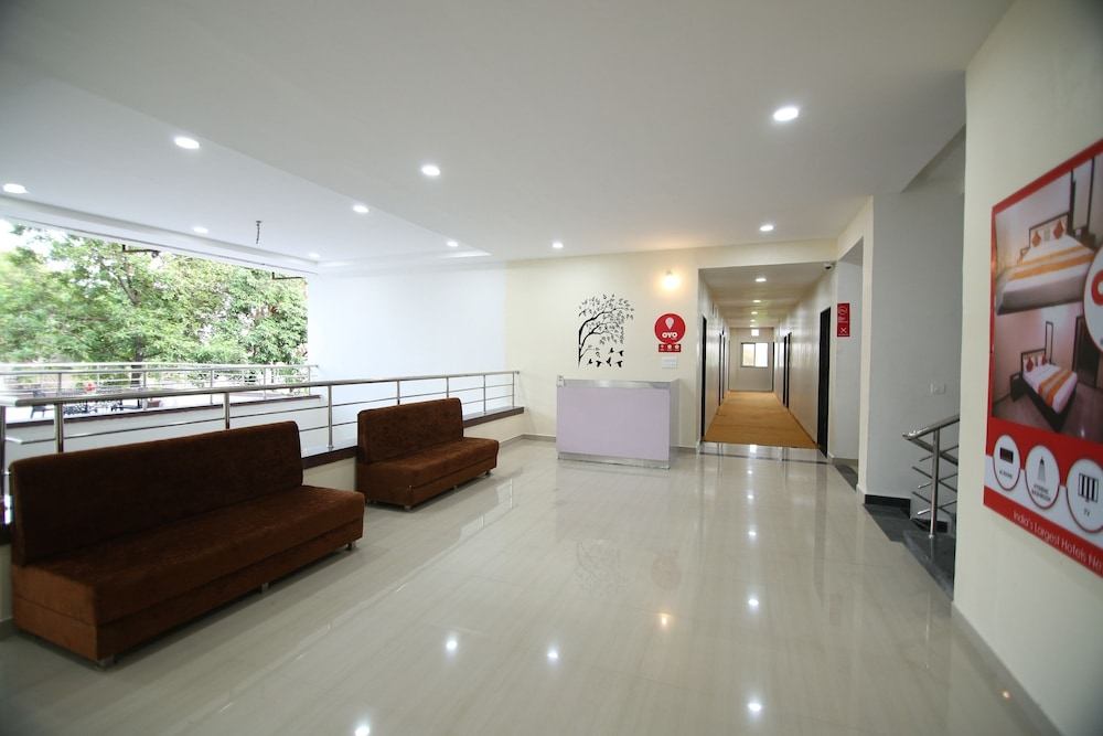 OYO 9130 Hotel Sheetal International