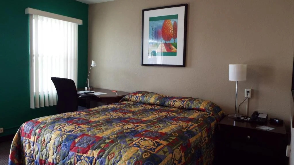 Modern Motel
