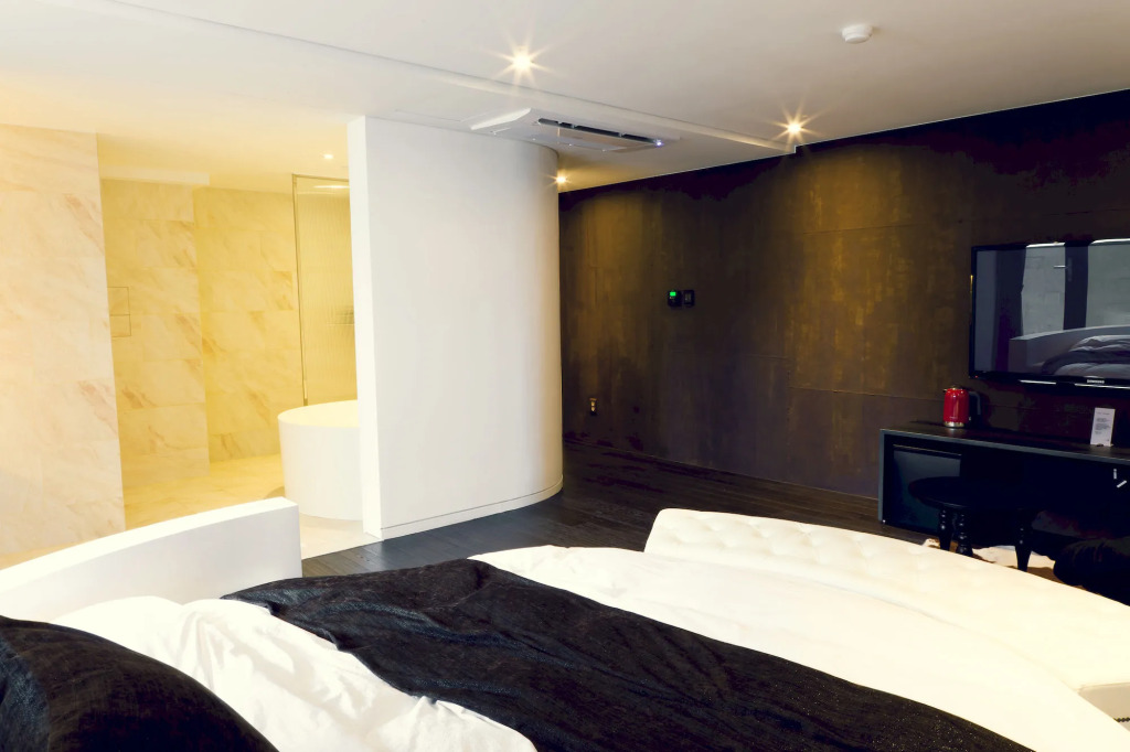 Busan Amare Hotel