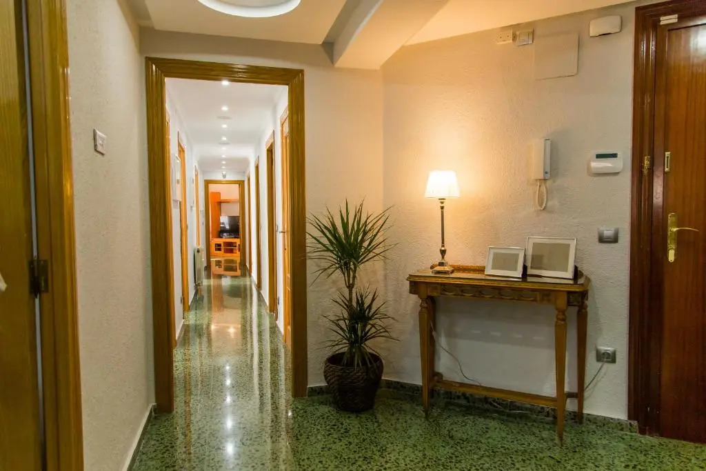 MD Vila Barbera Apartment Center