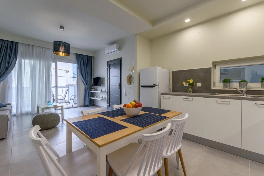 Seashell Apt 2