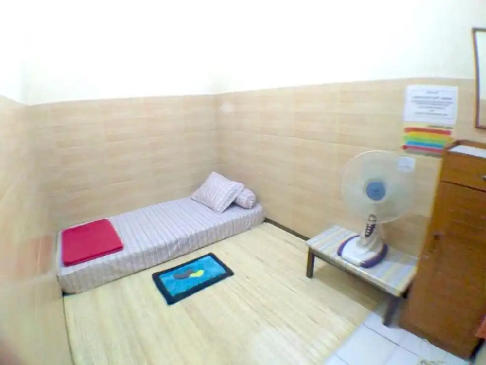 Hannah Room - Female Room Only
