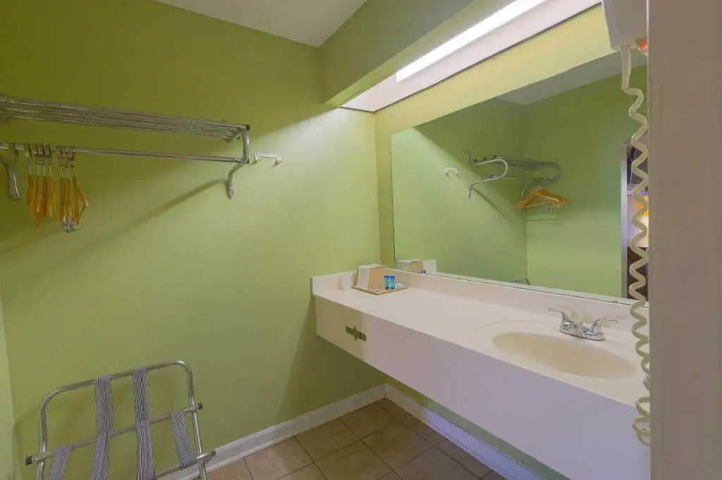 Americas Best Value Inn