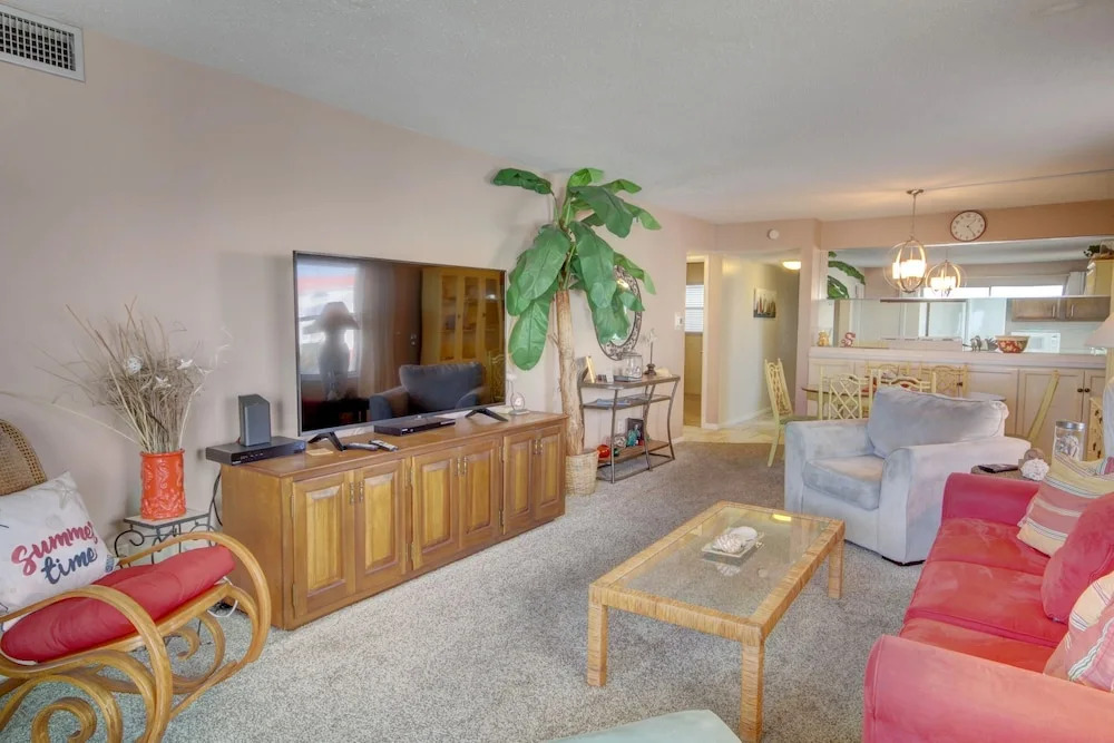 240 El Matador 2 Bedroom Condo by RedAwning