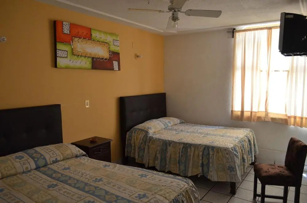 Hotel Gomez