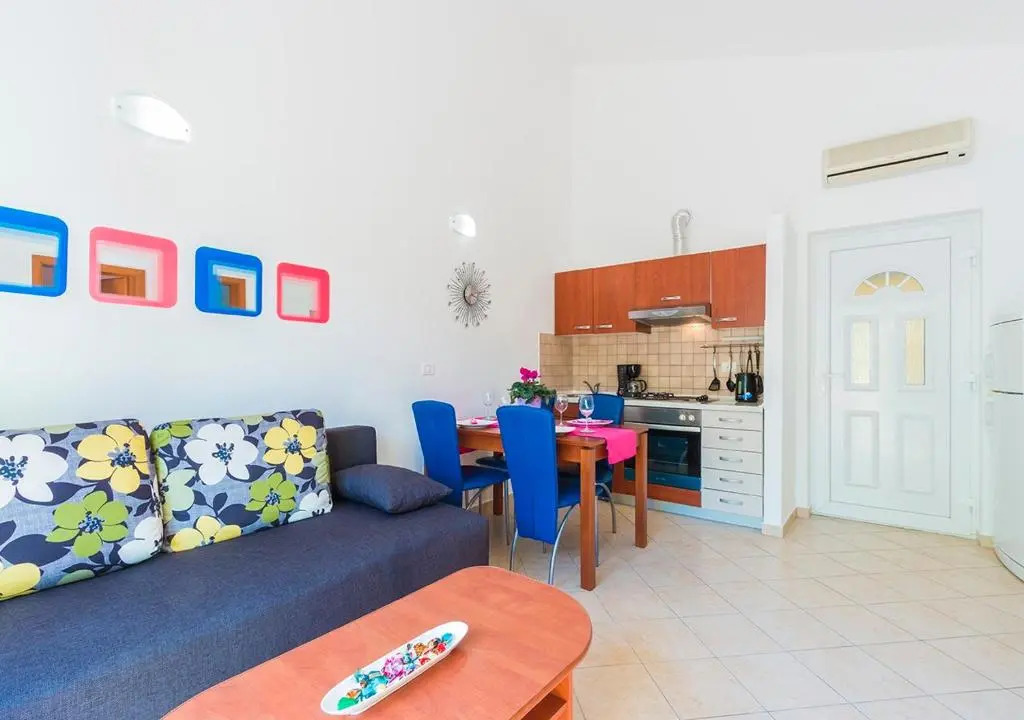 Apartments Romina 1