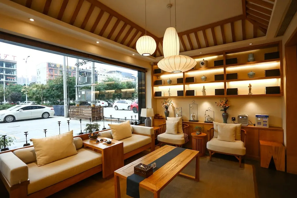 Qianna Chengji Hotel