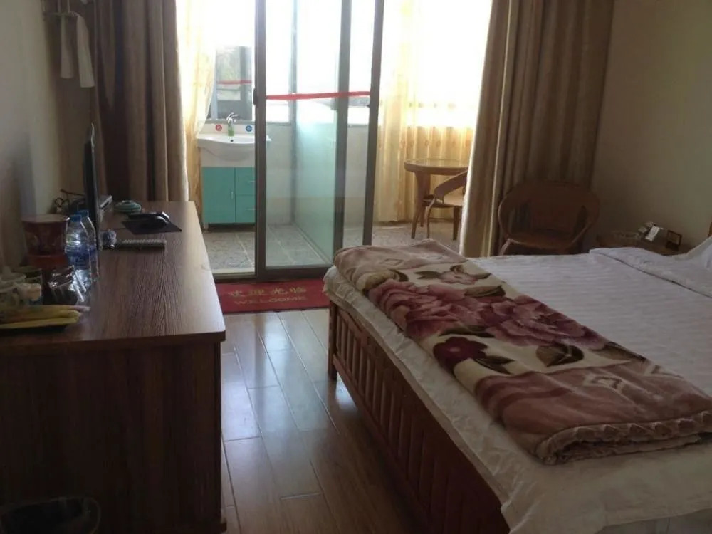 Jiariwan Express Hotel(昆明假日湾快捷酒店)