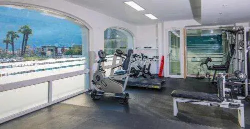 Yachting Residence - Private Dock, Lake Access & SPA