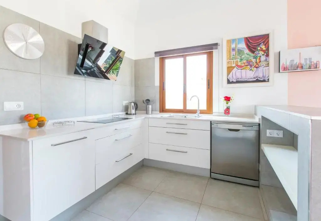 Villa Bella Lucia 3. Piscina Climatizada, WiFi, BBQ