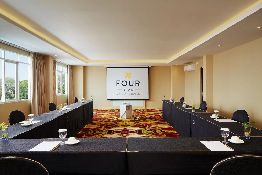 Four Star by Trans Hotel