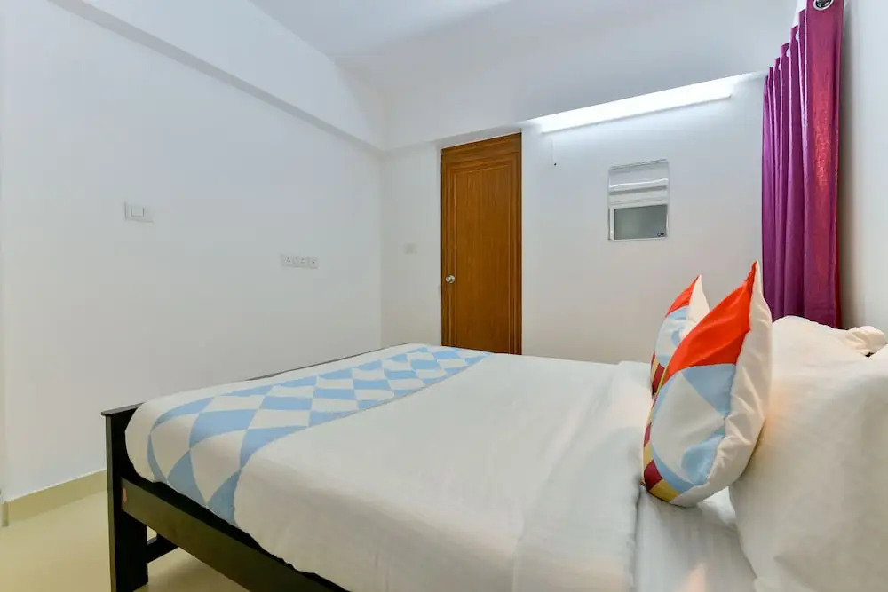 OYO 16140 Home Exotic 1BHK Kakkanad
