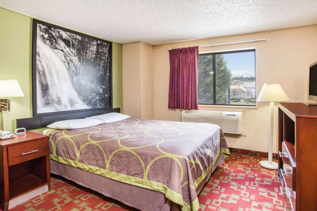 Super 8 by Wyndham Harrisonburg