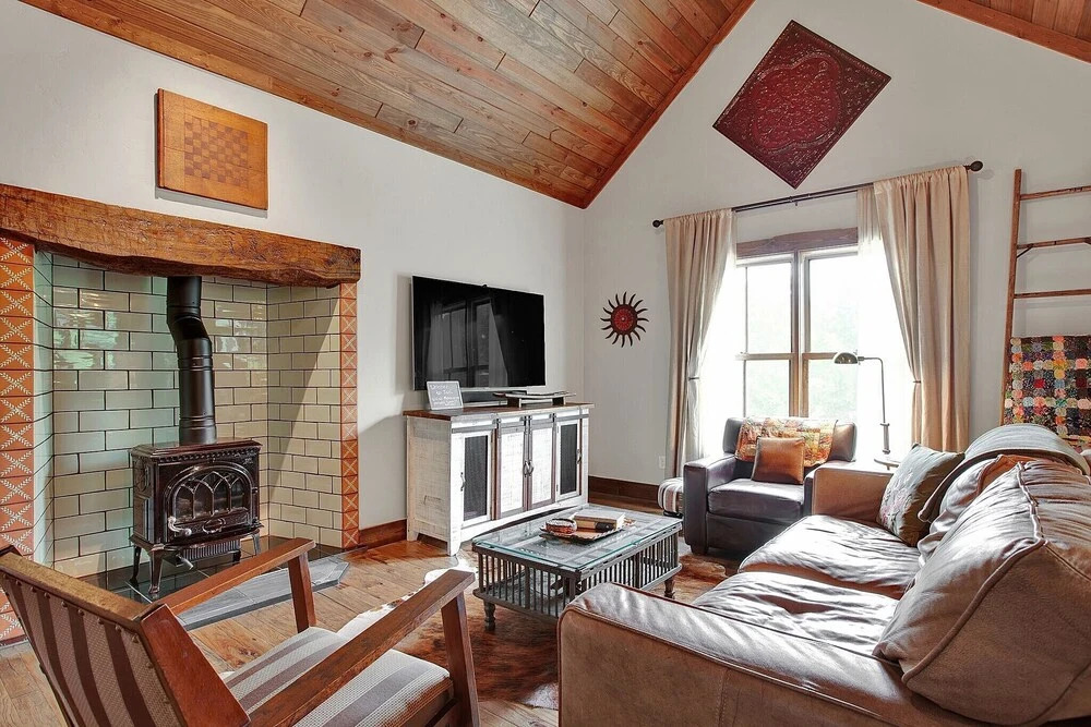 New! Luxury Home Near Main St. w/2 Hottubs&firepit