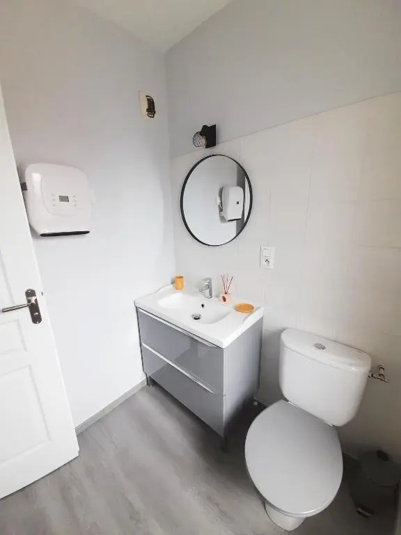 L'INDUS T2--HYPER CENTRE--TOUT CONFORT--CLIM--WIFi