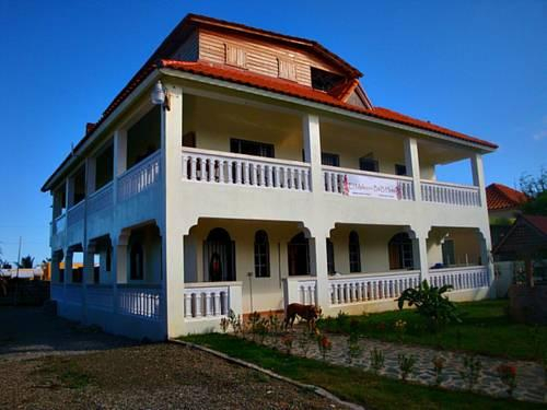 El Malecon B&B Hotel