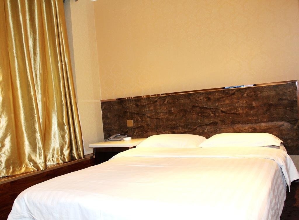 Zhangye Liangmao Hotel